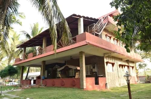 KR Farms And Resort (Farm Stay with Pool and Open Spaces)